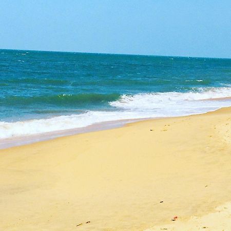 Grace Beach Resort By Travel Corners نيجومبو المظهر الخارجي الصورة