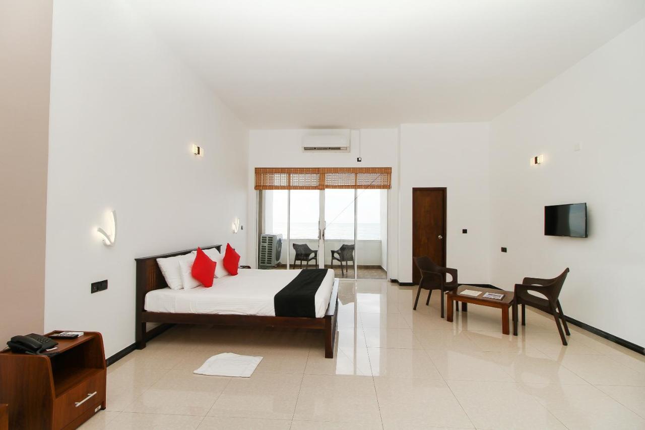 Grace Beach Resort By Travel Corners نيجومبو المظهر الخارجي الصورة