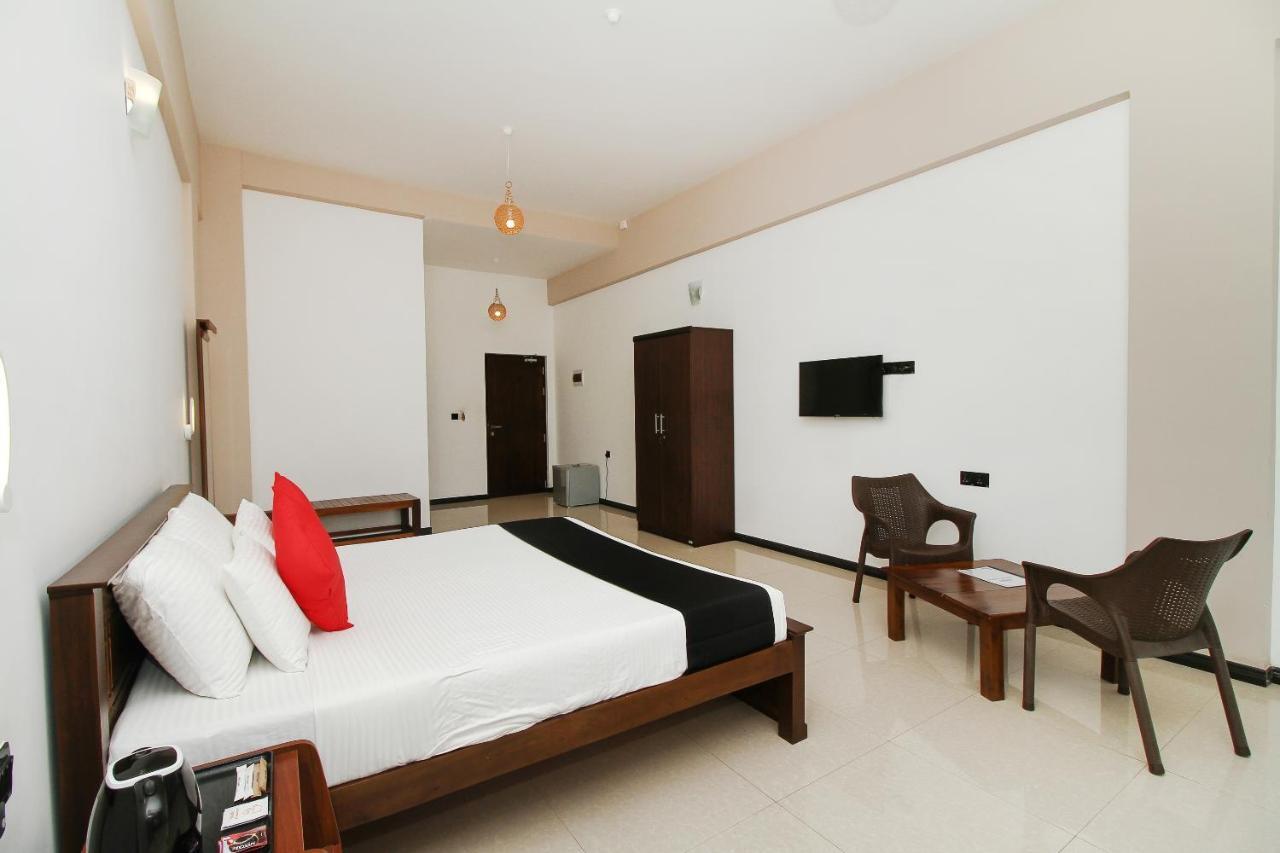 Grace Beach Resort By Travel Corners نيجومبو المظهر الخارجي الصورة