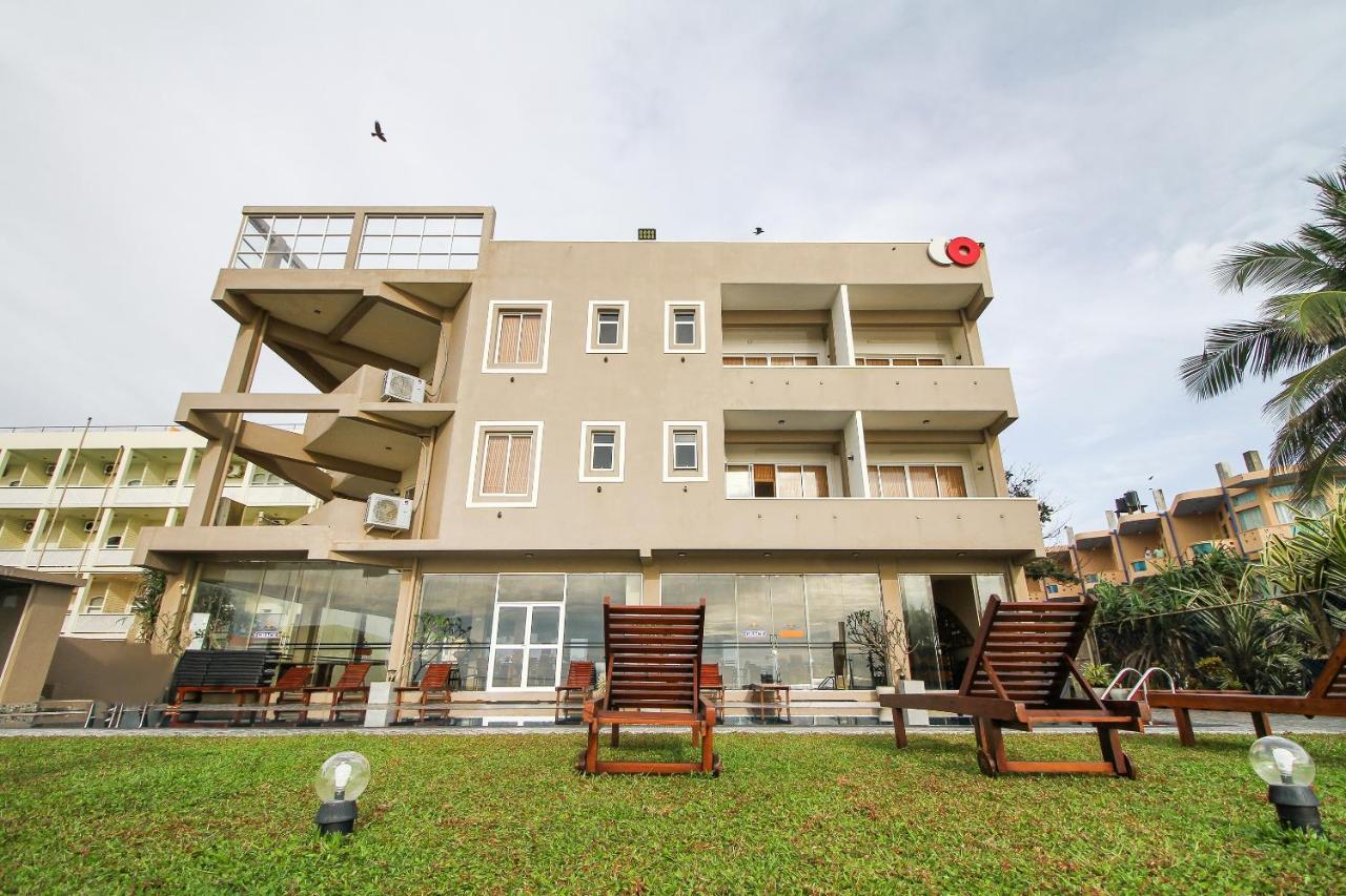 Grace Beach Resort By Travel Corners نيجومبو المظهر الخارجي الصورة