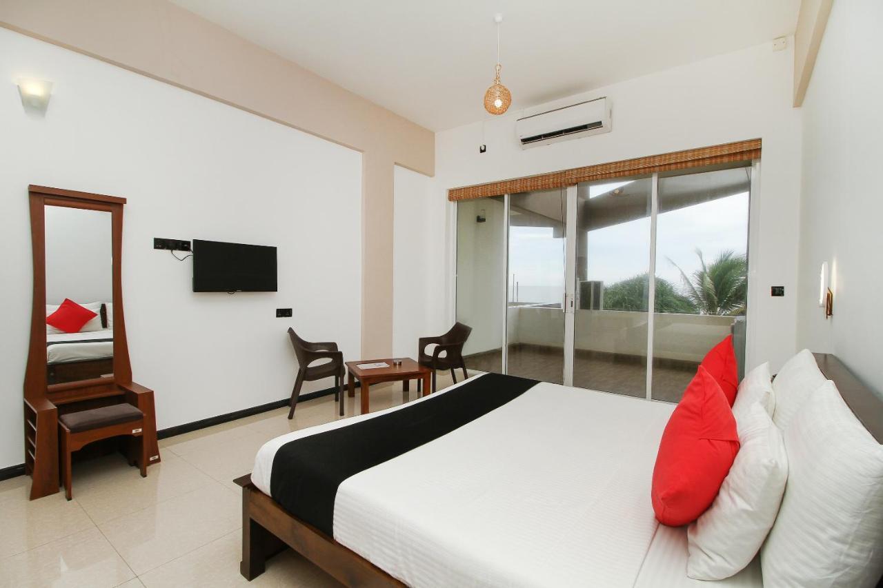 Grace Beach Resort By Travel Corners نيجومبو المظهر الخارجي الصورة